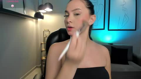 Snapshot of aliceharperx chatting on May 5, 7:22 pm Alice online show from May 5, 7:22 pm