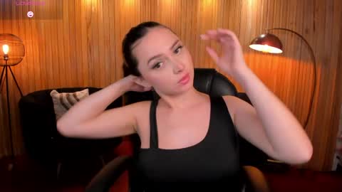 Snapshot of aliceharperx chatting on May 17, 5:09 pm Alice online show from May 17, 5:09 pm
