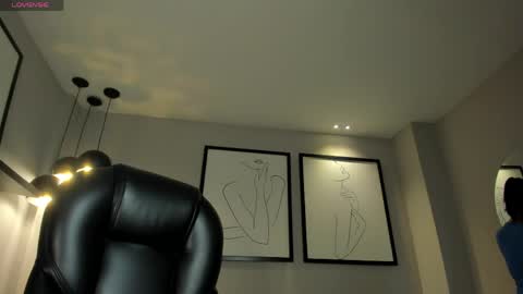 Snapshot of aliceharperx chatting on May 21, 8:05 pm Alice online show from May 21, 8:05 pm