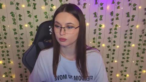 aliceimonta online show from February 22, 4:27 pm