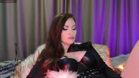 Snapshot of alicejameson chatting on April 24, 9:50 pm alicejameson online show from April 24, 9:50 pm