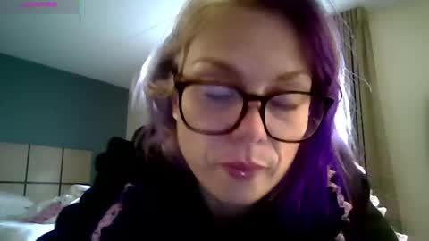 Alice Liddell online show from April 13, 12:32 pm