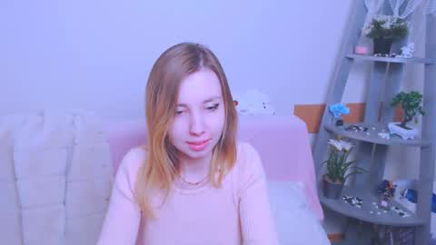 Snapshot of alicemias_ chatting on February 2, 10:58 am Alice online show from February 2, 10:58 am