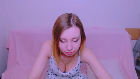Snapshot of alicemias_ chatting on June 9, 11:11 am Alice online show from June 9, 11:11 am