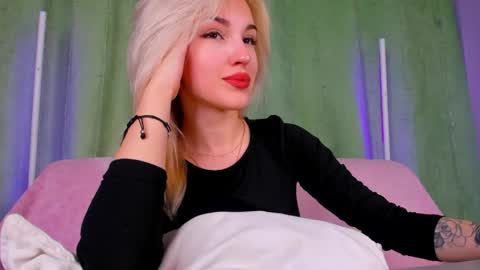 alicemonro online show from May 23, 1:44 am