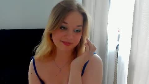 Snapshot of alicepopsy chatting on June 15, 2:30 pm Alice online show from June 15, 2:30 pm