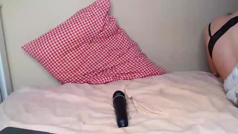 Snapshot of alicerabdit chatting on May 4, 3:41 pm Alice online show from May 4, 3:41 pm