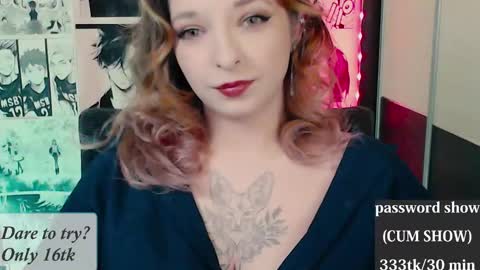 aliceriddle1 online show from February 15, 7:43 pm