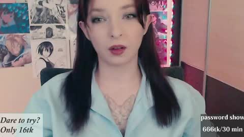 Snapshot of aliceriddle1 chatting on April 23, 10:23 pm aliceriddle1 online show from April 23, 10:23 pm