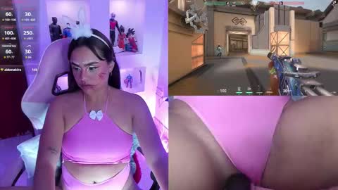 Alice online show from October 31, 12:00 am