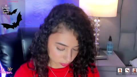 Snapshot of alicestevens_ chatting on April 23, 2:19 pm Alicestevens online show from April 23, 2:19 pm