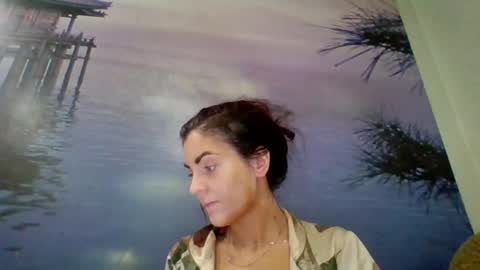 Snapshot of alicetailorrr chatting on July 6, 8:33 pm AliceTailorrr online show from July 6, 8:33 pm