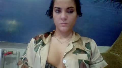 Snapshot of alicetailorrr chatting on July 14, 10:21 am AliceTailorrr online show from July 14, 10:21 am