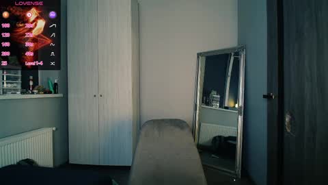 Alice online show from March 29, 11:27 pm