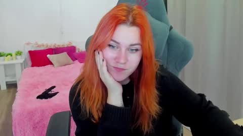 Snapshot of alicewinchesterr chatting on October 20, 7:36 pm Alice online show from October 20, 7:36 pm