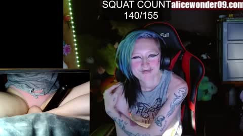 Snapshot of alicewonder52 chatting on March 2, 8:27 am Alice online show from March 2, 8:27 am