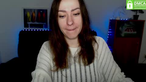 Snapshot of alicewonderful22 chatting on December 6, 7:21 am Alice online show from December 6, 7:21 am