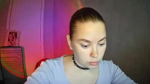 Snapshot of alicexfresh chatting on June 4, 7:03 am AlicexFresh online show from June 4, 7:03 am