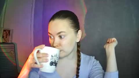 Snapshot of alicexfresh chatting on June 6, 4:39 am AlicexFresh online show from June 6, 4:39 am