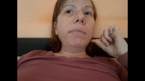 Snapshot of alicexx578748 chatting on February 25, 10:47 am Alice online show from February 25, 10:47 am