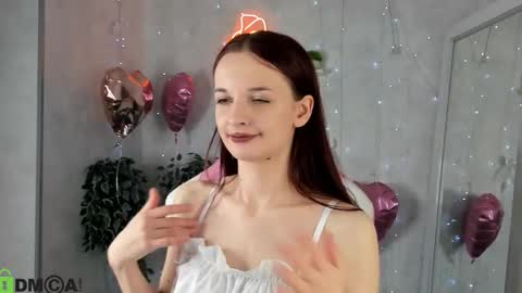 Alicia Adams online show from February 28, 9:10 am