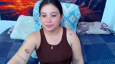 Snapshot of alicia_and_brandon chatting on February 26, 8:44 pm CATALINA Y ANDRES online show from February 26, 8:44 pm