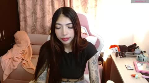 Snapshot of alicia_key_ chatting on September 16, 4:02 am ALICIA online show from September 16, 4:02 am