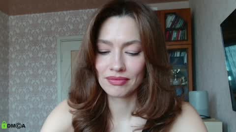 Alicia online show from April 6, 4:46 am