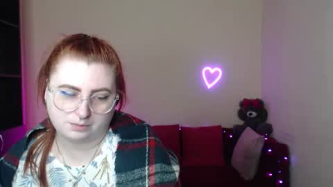 Alicia online show from March 25, 6:52 am