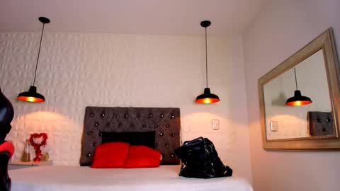 Ali online show from February 3, 11:59 am