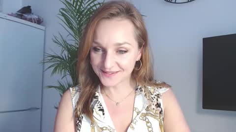 Alicia online show from February 5, 2:11 pm