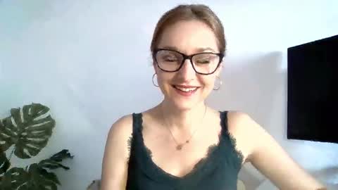 Alicia online show from March 13, 6:53 am