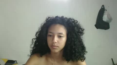 Snapshot of alicie_sexy_hot_20 chatting on February 26, 1:41 pm ana online show from February 26, 1:41 pm