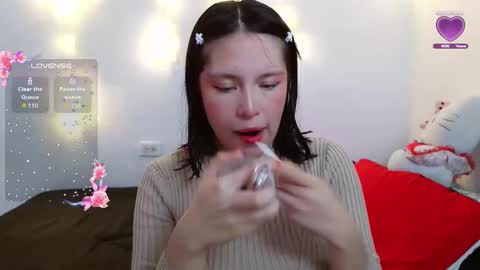 Snapshot of aliciia_23 chatting on December 5, 8:49 pm aliciia_23 online show from December 5, 8:49 pm