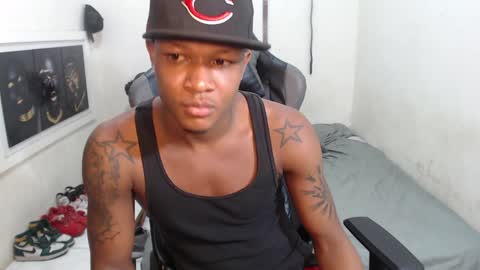 Snapshot of alid_17 chatting on December 24, 6:55 am Alid 17 online show from December 24, 6:55 am