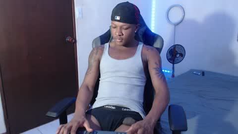 Snapshot of alid_17 chatting on January 9, 8:11 pm Alid 17 online show from January 9, 8:11 pm