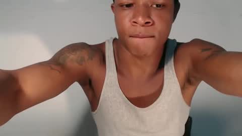 Snapshot of alid_17 chatting on March 6, 5:00 pm Alid 17 online show from March 6, 5:00 pm