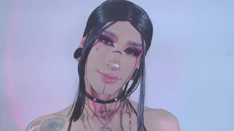 Snapshot of alienexxx chatting on February 25, 12:53 am online show from February 25, 12:53 am