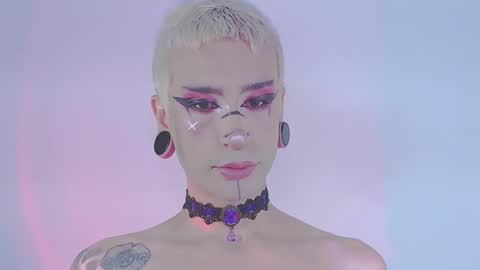     online show from March 17, 12:37 am