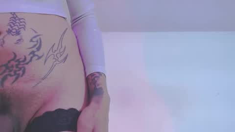     online show from April 8, 4:07 pm