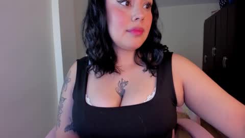 Snapshot of aliice_69 chatting on February 11, 7:12 am aliice_69 online show from February 11, 7:12 am