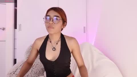 aliinaa  online show from June 29, 9:26 pm