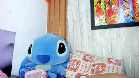 Snapshot of alika01_ chatting on June 11, 4:16 pm alika online show from June 11, 4:16 pm