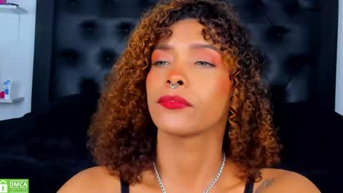 alika_jonhson_ online show from May 17, 2:53 am