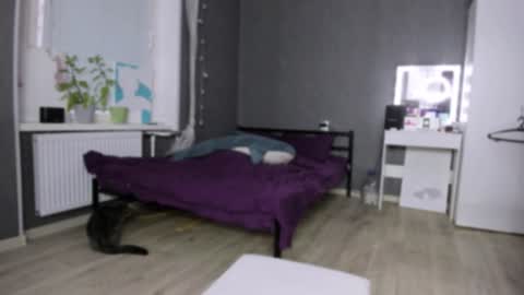 Snapshot of alina_39 chatting on January 24, 12:52 pm alina_39 online show from January 24, 12:52 pm