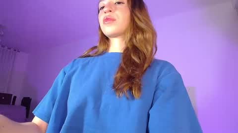 Snapshot of alina_lee01 chatting on June 15, 12:57 am NYX online show from June 15, 12:57 am