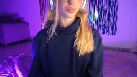 Alina  online show from October 22, 2:23 am
