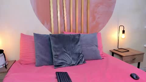Snapshot of alina_valmont chatting on June 24, 2:38 pm A L I N A online show from June 24, 2:38 pm