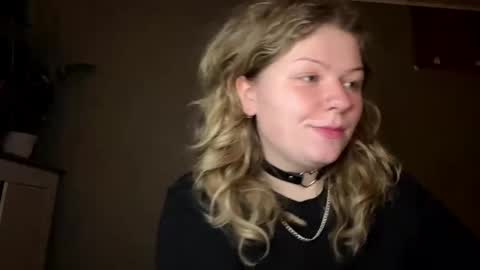 Alina online show from April 7, 8:20 pm