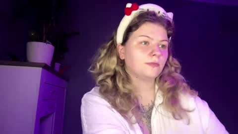 Alina online show from June 8, 9:59 pm